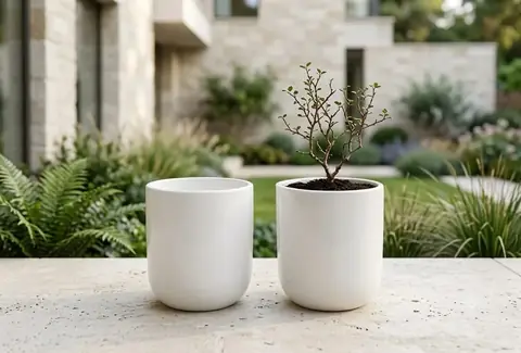 Outdoor planter — HV-OUT-006, H 30.5 × D 30.5 cm