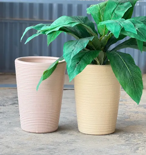 Outdoor planter — HV-OUT-027, H 37 × D 28 cm
