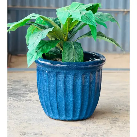 Outdoor planter — HV-OUT-038, H 38 × D 18 cm