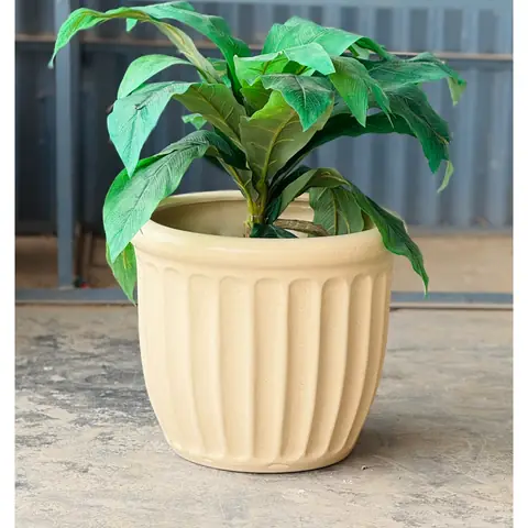 Outdoor planter — HV-OUT-039, H 38 × D 18 cm