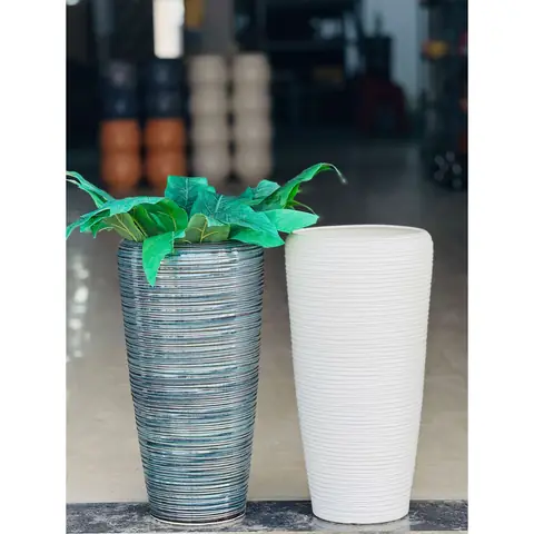 Outdoor planter — HV-OUT-068, H 63.5 × D 30.5 cm