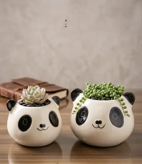 Pots sculptures