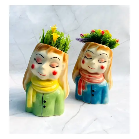 Muffler Girl Pot, Sculptural pot — HV-STA-022, H 19 × D 15 cm