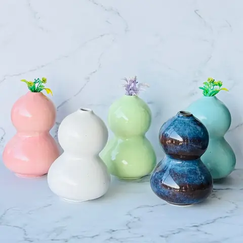 Decor vase — HV-VAS-024, H 18 cm