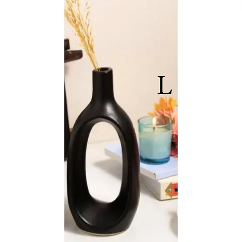 Large D Vase, Decor vase — HV-VAS-046, H 25.5 × D 5 cm